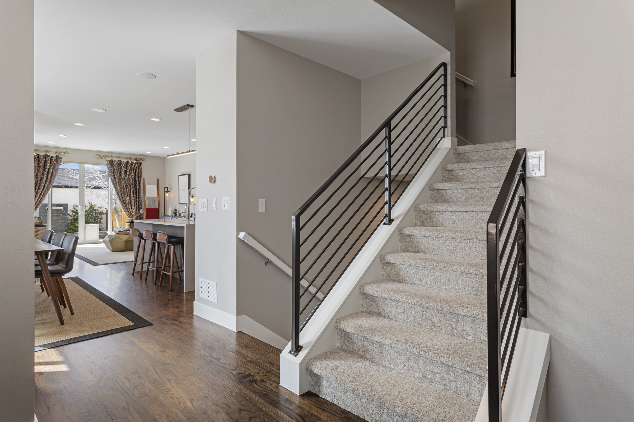 Modern staircase and entryway